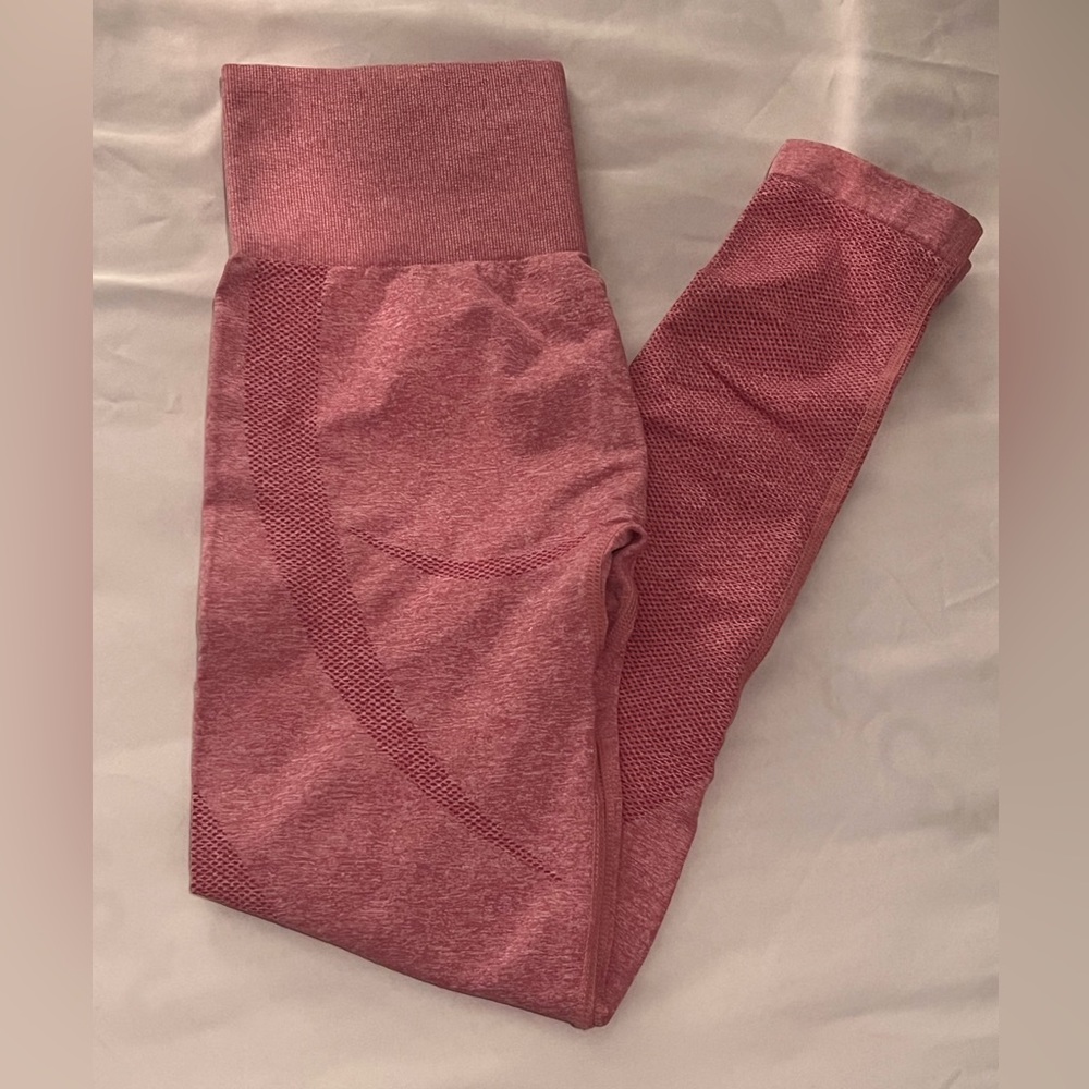 Amazon rose leggings